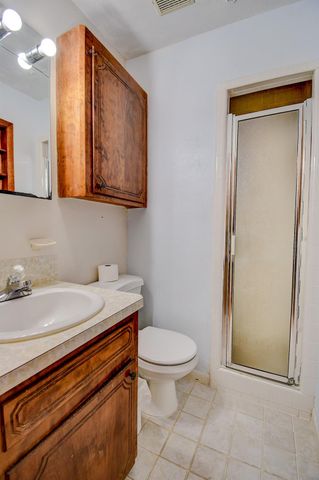 78 Ivy Court, Jones Creek, TX 77541