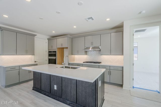 17405 W CARLISLE Drive, Surprise, AZ 85388