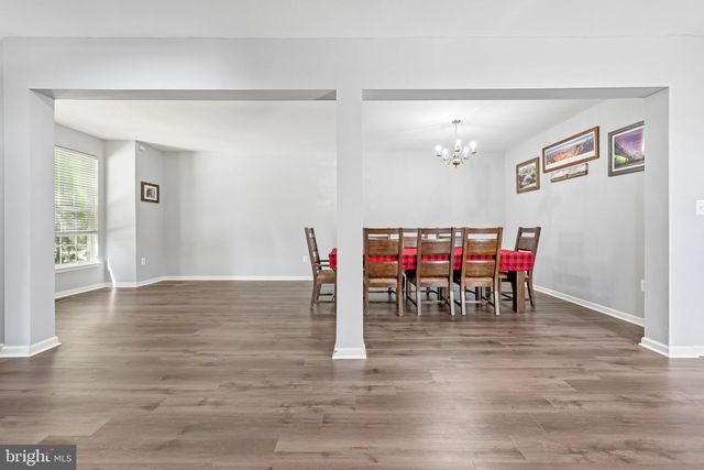 5000 ANCHORSTONE DR, Woodbridge, VA 22192