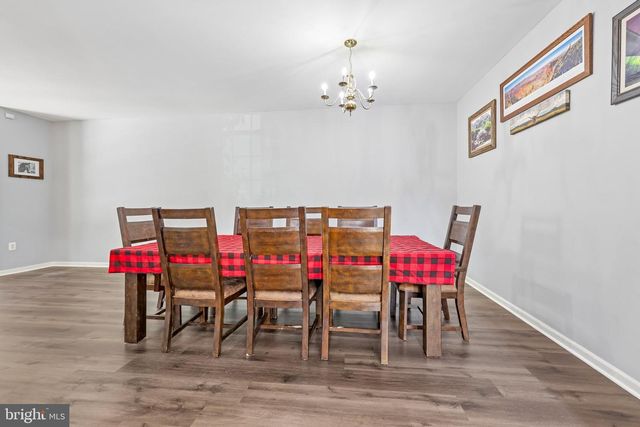 5000 ANCHORSTONE DR, Woodbridge, VA 22192