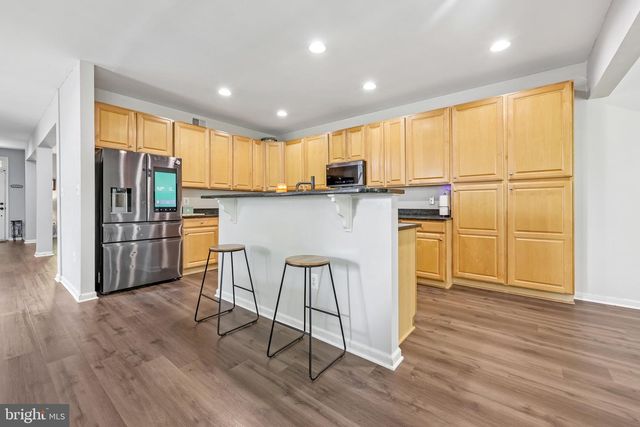 5000 ANCHORSTONE DR, Woodbridge, VA 22192