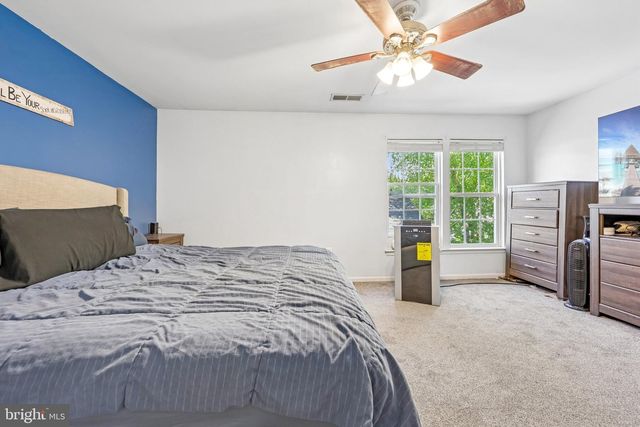 5000 ANCHORSTONE DR, Woodbridge, VA 22192