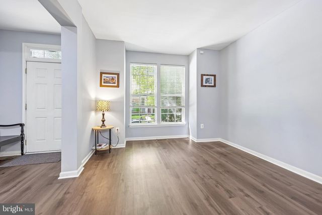5000 ANCHORSTONE DR, Woodbridge, VA 22192