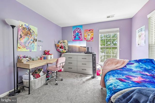 5000 ANCHORSTONE DR, Woodbridge, VA 22192