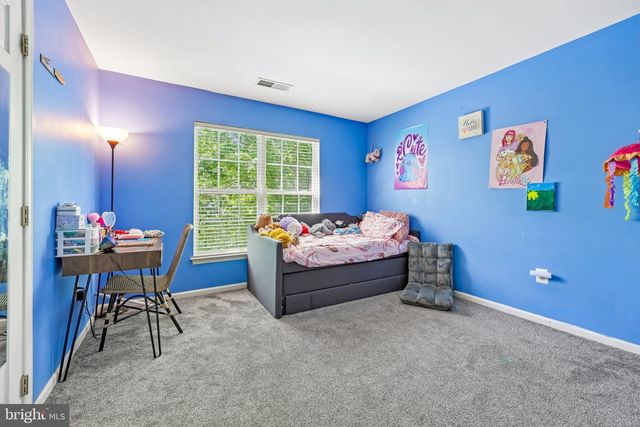 5000 ANCHORSTONE DR, Woodbridge, VA 22192