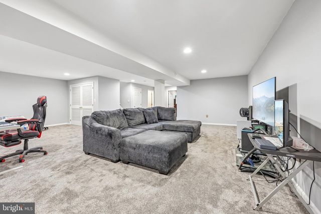 5000 ANCHORSTONE DR, Woodbridge, VA 22192