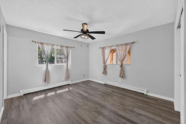 5817 Western Trail NW, Albuquerque, NM 87120