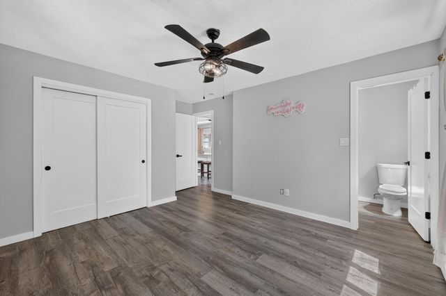5817 Western Trail NW, Albuquerque, NM 87120