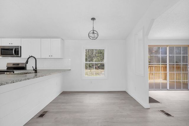 1412 Century Cir, St Augustine, FL 32084