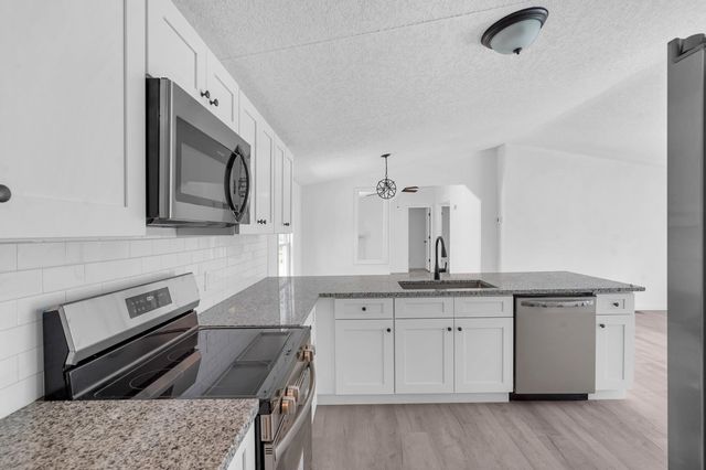 1412 Century Cir, St Augustine, FL 32084