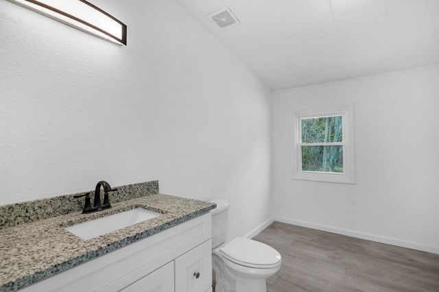 1412 Century Cir, St Augustine, FL 32084