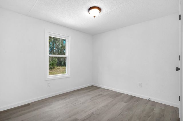 1412 Century Cir, St Augustine, FL 32084