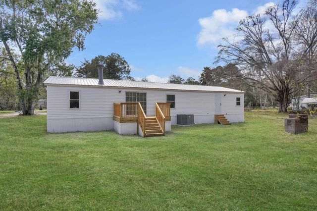 1412 Century Cir, St Augustine, FL 32084