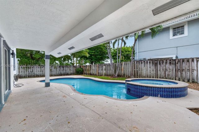 9410 SW 212th Terrace, Cutler Bay, FL 33189