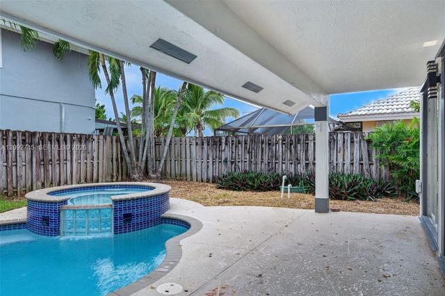 9410 SW 212th Terrace, Cutler Bay, FL 33189