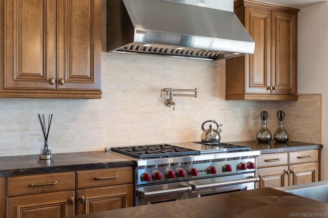 18264 AVENIDA MANANTIAL, Rancho Santa Fe, CA 92067