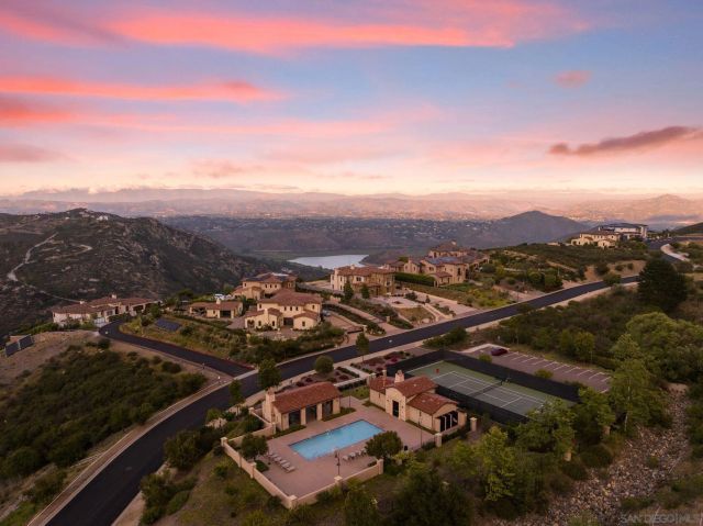 18264 AVENIDA MANANTIAL, Rancho Santa Fe, CA 92067