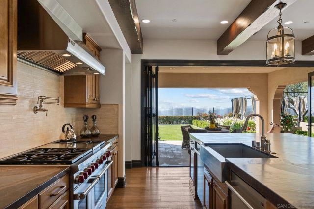 18264 AVENIDA MANANTIAL, Rancho Santa Fe, CA 92067