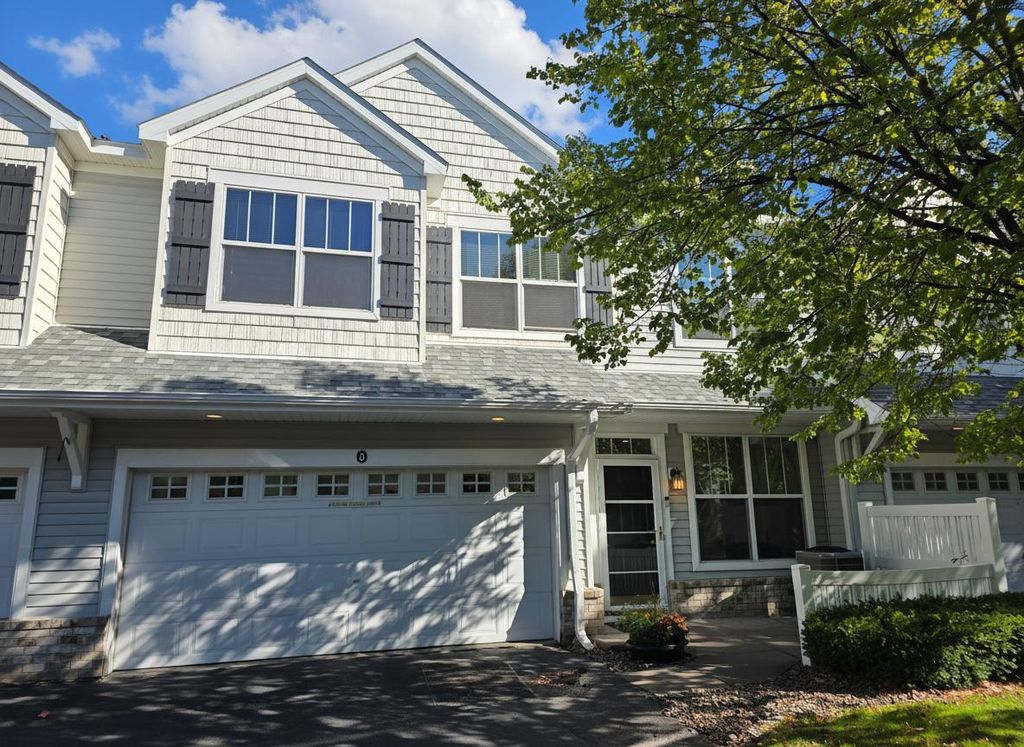 1611 Woodlynn Avenue 3, Maplewood, MN 55109