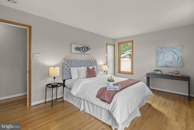 11709 MILBERN DR, Potomac, MD 20854