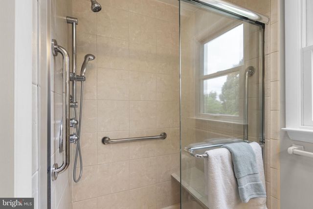 11709 MILBERN DR, Potomac, MD 20854
