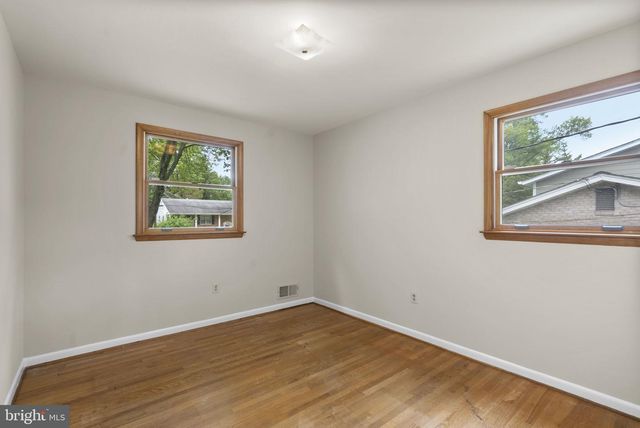 11709 MILBERN DR, Potomac, MD 20854
