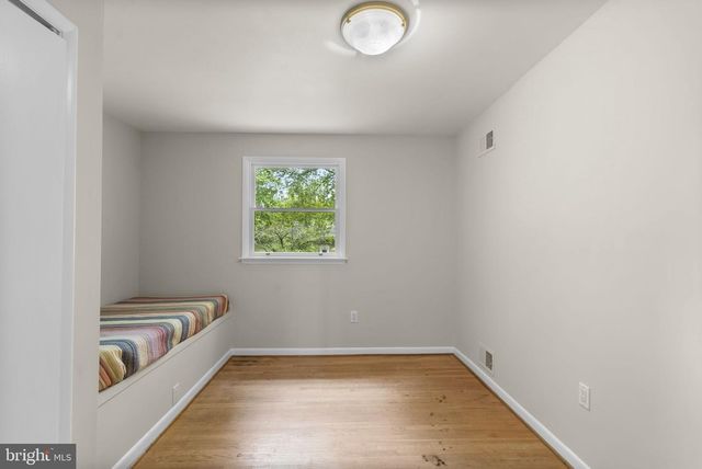 11709 MILBERN DR, Potomac, MD 20854