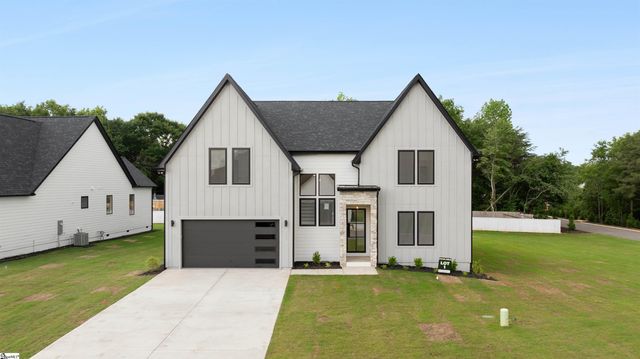 726 New South Court, Wellford, SC 29385