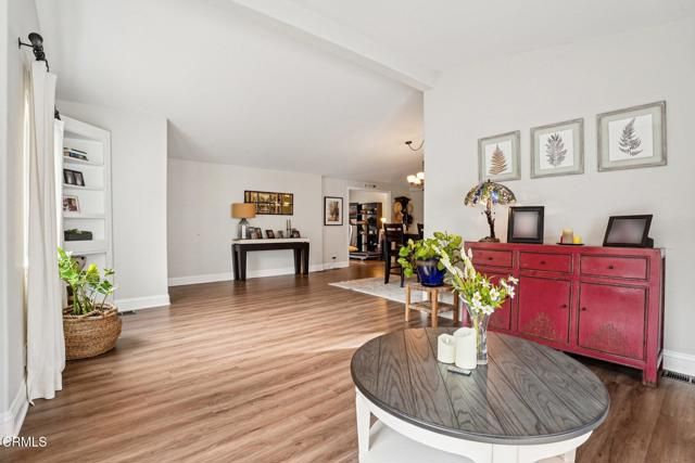 177 Little John Court, Westlake Village, CA 91361