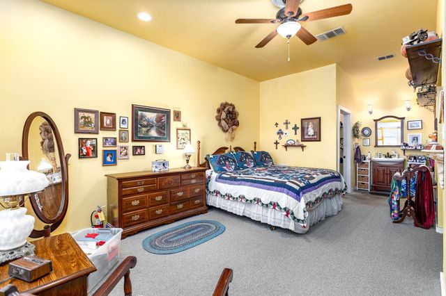 126 Mariana DR A, Red Rock, TX 78662