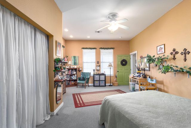 126 Mariana DR A, Red Rock, TX 78662