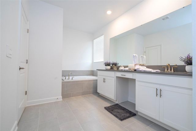 8964 TAKEAWAY WAY, Davenport, FL 33896