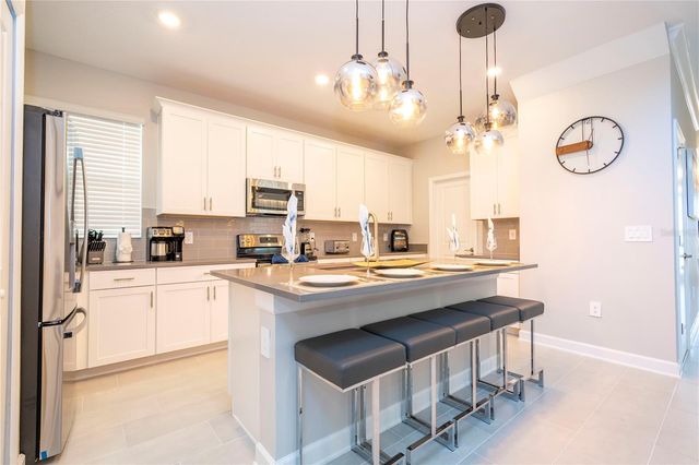 8964 TAKEAWAY WAY, Davenport, FL 33896