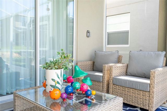 8964 TAKEAWAY WAY, Davenport, FL 33896