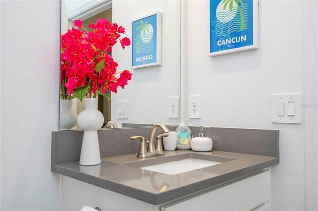 8964 TAKEAWAY WAY, Davenport, FL 33896