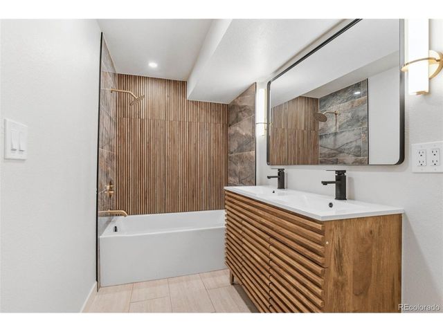 2180 Myrtlewood Ln, Lakewood, CO 80215