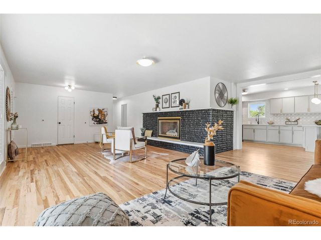 2180 Myrtlewood Ln, Lakewood, CO 80215