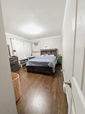 140 N Linda Street, Hobart, IN 46342