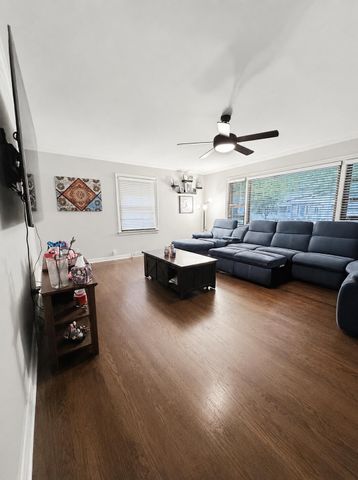 140 N Linda Street, Hobart, IN 46342