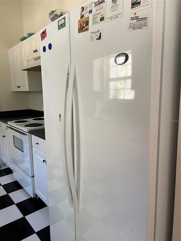 Image 10 of property listing at 448 CRESCENT BOULEVARD, St Augustine, FL 32095