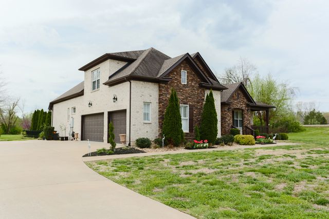 1700 Zevon Ct, Spring Hill, TN 37174