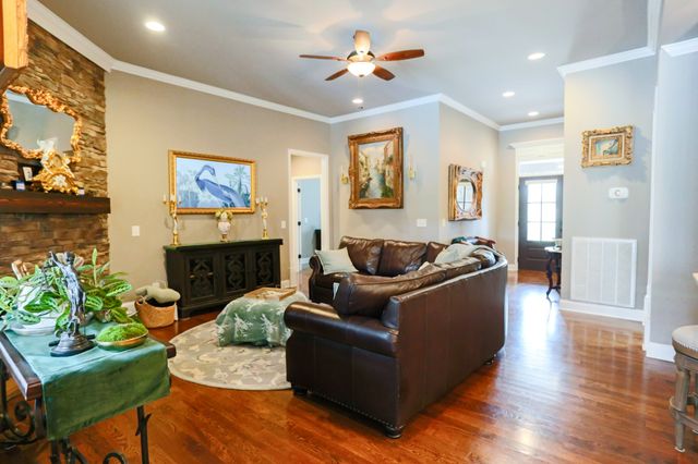 1700 Zevon Ct, Spring Hill, TN 37174