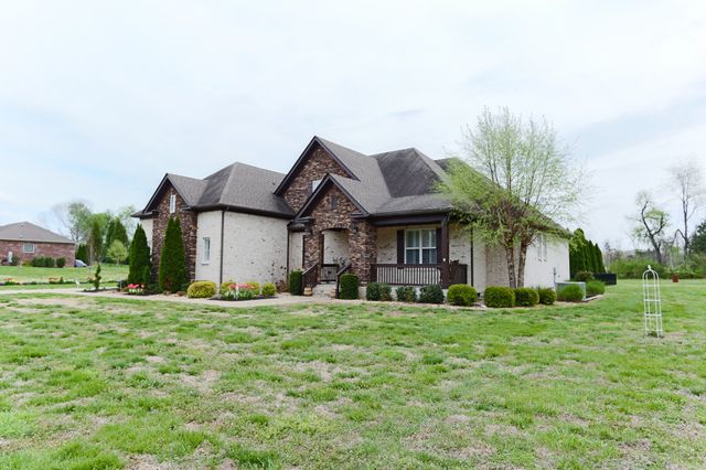 1700 Zevon Ct, Spring Hill, TN 37174