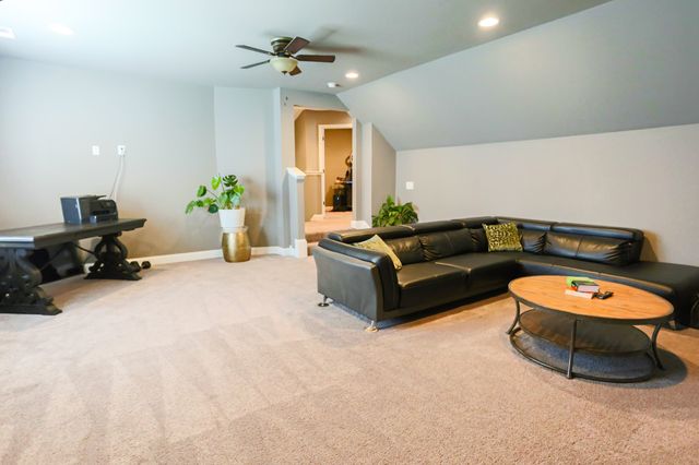 1700 Zevon Ct, Spring Hill, TN 37174
