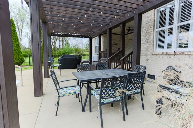 1700 Zevon Ct, Spring Hill, TN 37174