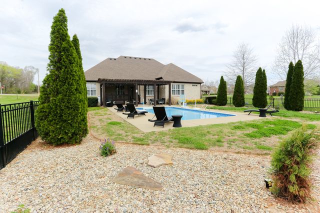 1700 Zevon Ct, Spring Hill, TN 37174