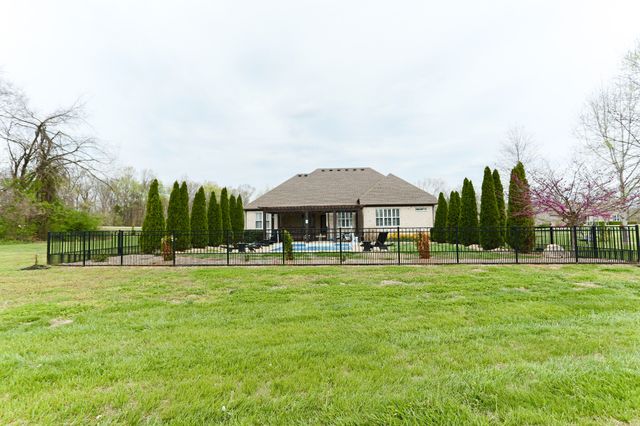 1700 Zevon Ct, Spring Hill, TN 37174
