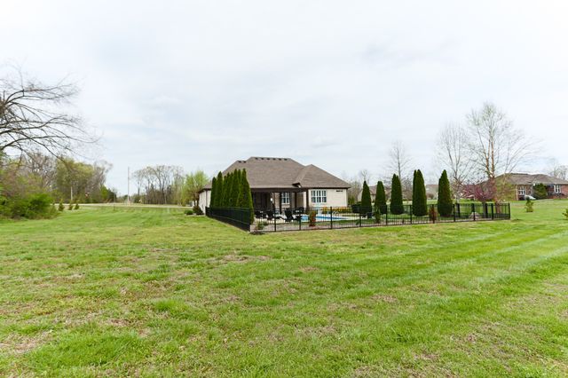 1700 Zevon Ct, Spring Hill, TN 37174