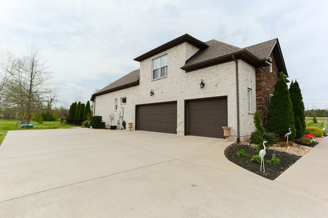 1700 Zevon Ct, Spring Hill, TN 37174