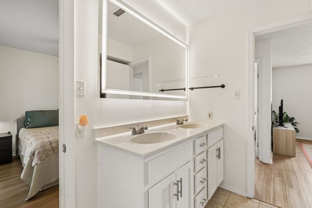 5633 Powers Street, The Colony, TX 75056